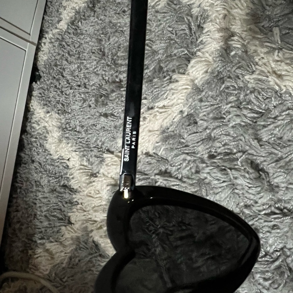 Saint Laurent Lou Lou Sunglasses - Picture 5 of 5